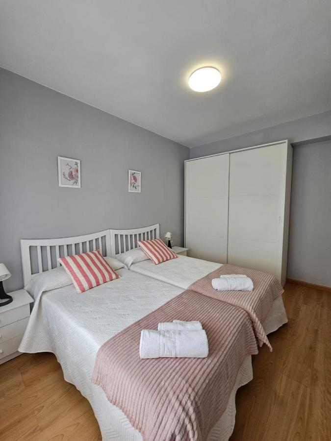 Apartamento Meda Padrón Exterior foto